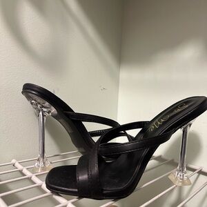 NWOT So Me Faux Leather Strappy heels